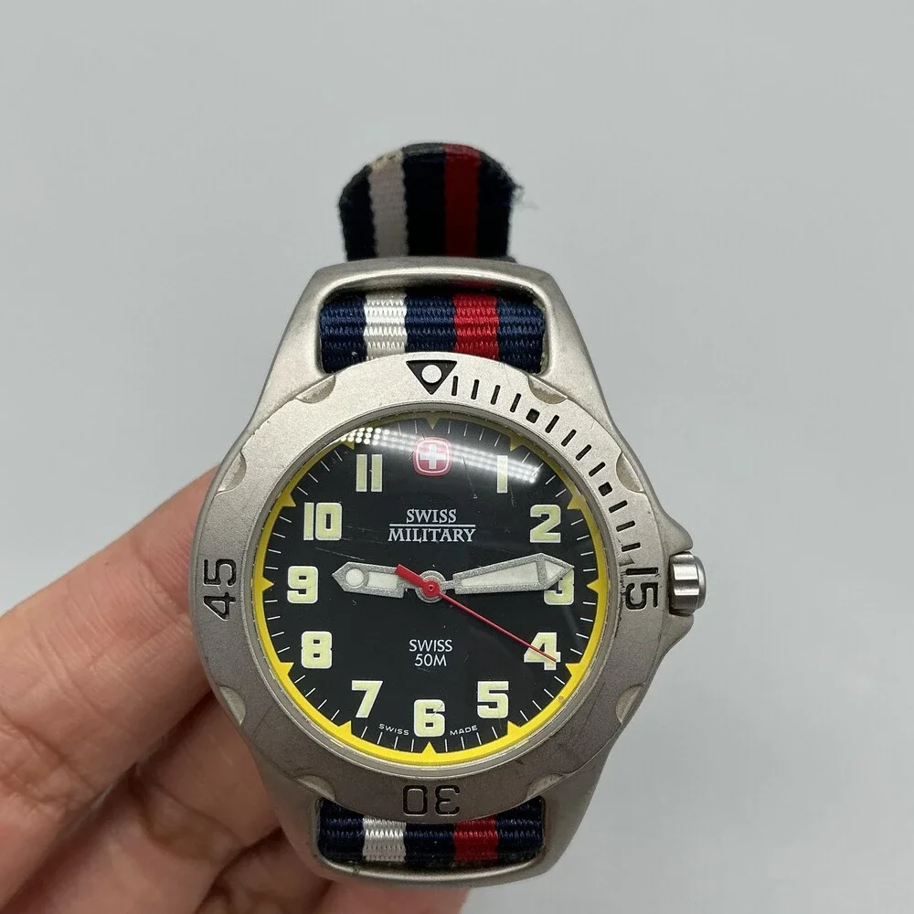 Swiss Military Mens Watch 38mm Black Dial Silver Tone 092.1097 New Battery